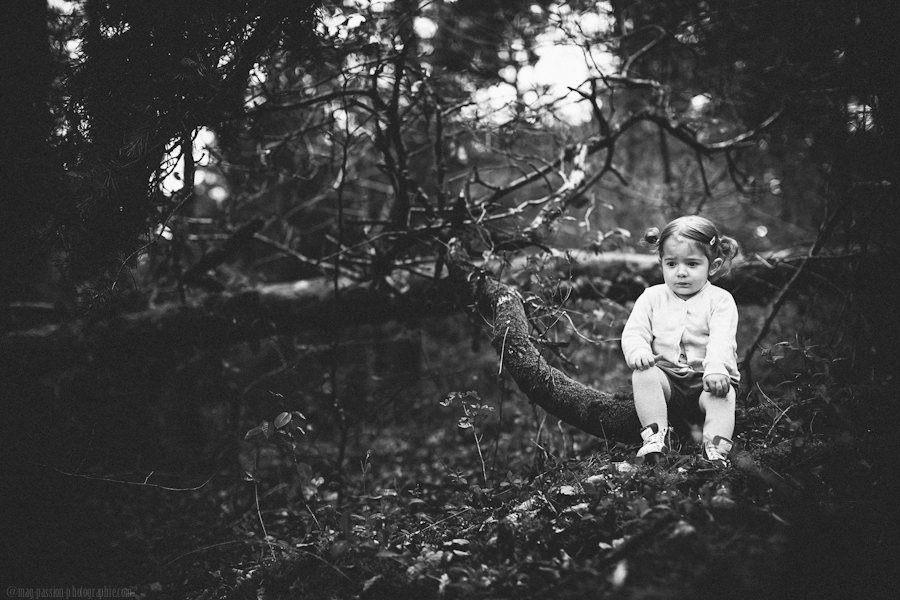PHOTOGRAPHE ENFANT | SEANCE ENFANT EN FORET | LA FAMILLE O | LOIRE & HAUTE-LOIRE
